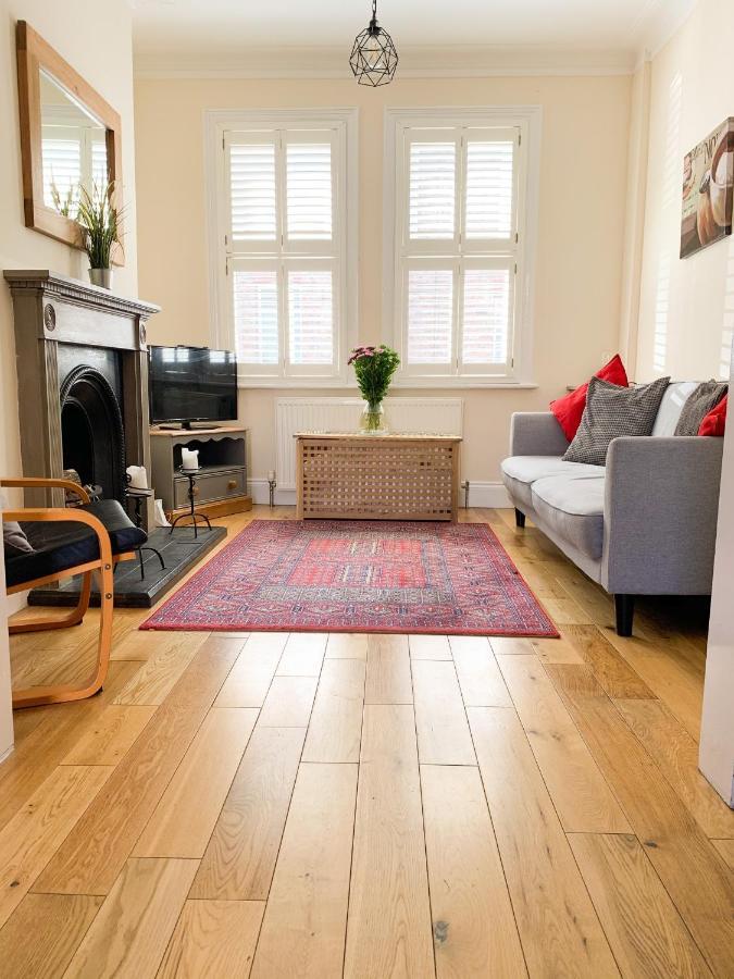 Riverside Lodge - Quaint Victorian Home By The River York Luaran gambar