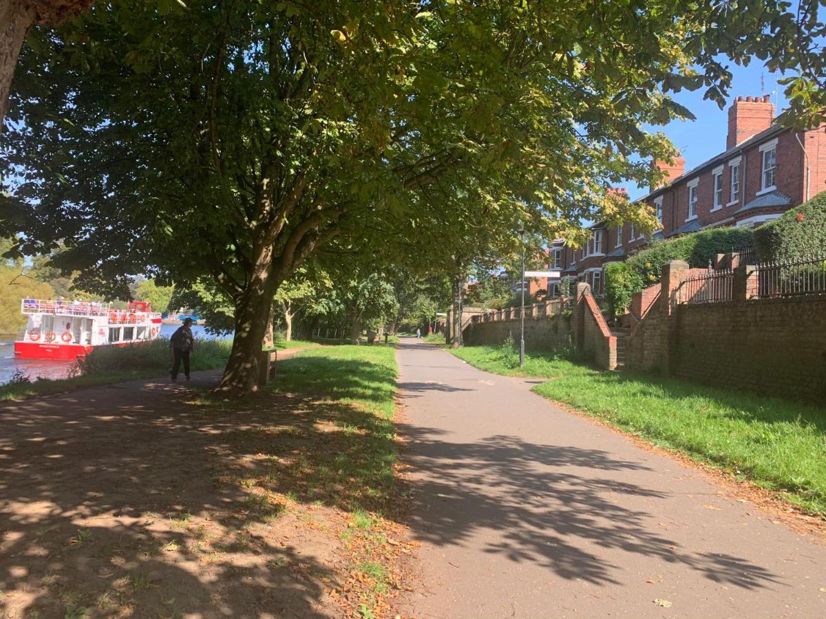 Riverside Lodge - Quaint Victorian Home By The River York Luaran gambar